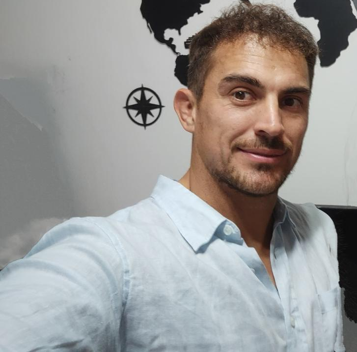 Juan — Fundador de DaTambo